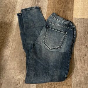 Kancan distressed size 26 skinny